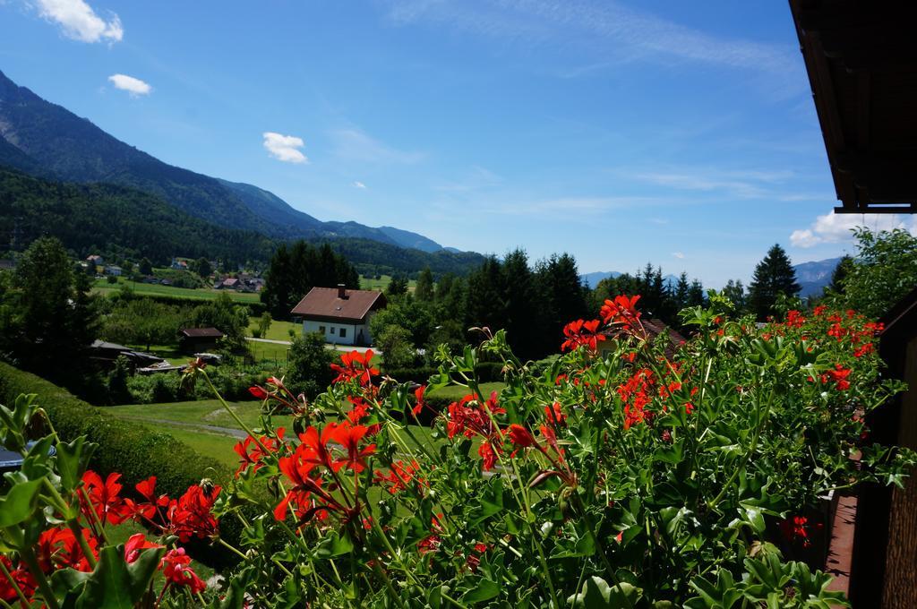 Bed and Breakfast Haus Peter à Latschach ober dem Faakersee Extérieur photo